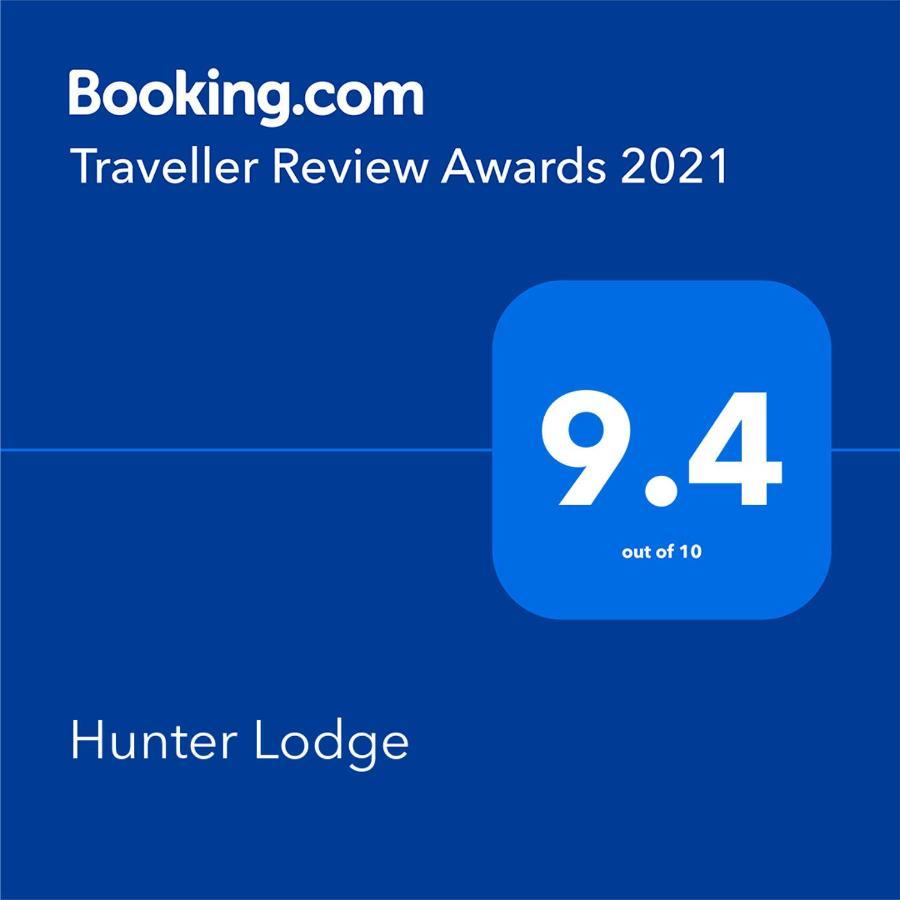 Hunter Lodge ออคเทอราร์เดอร์ ภายนอก รูปภาพ